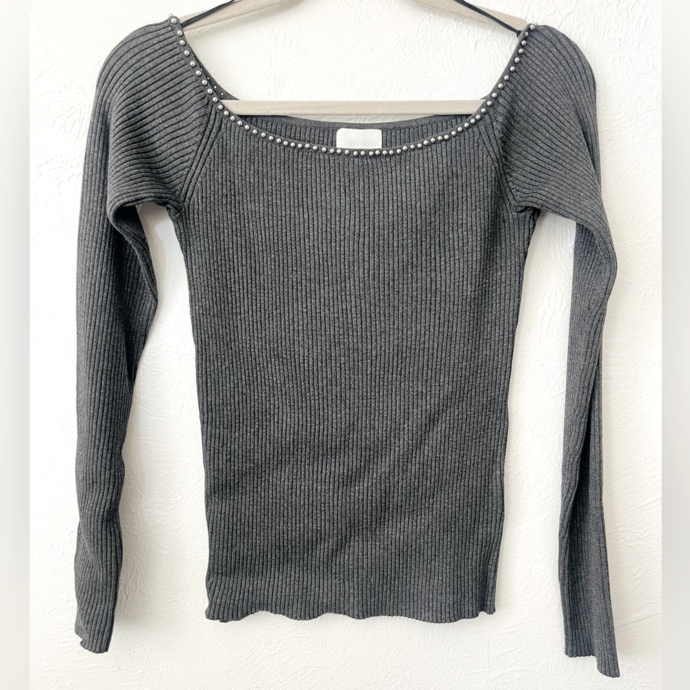 H&M SWEATER TOP